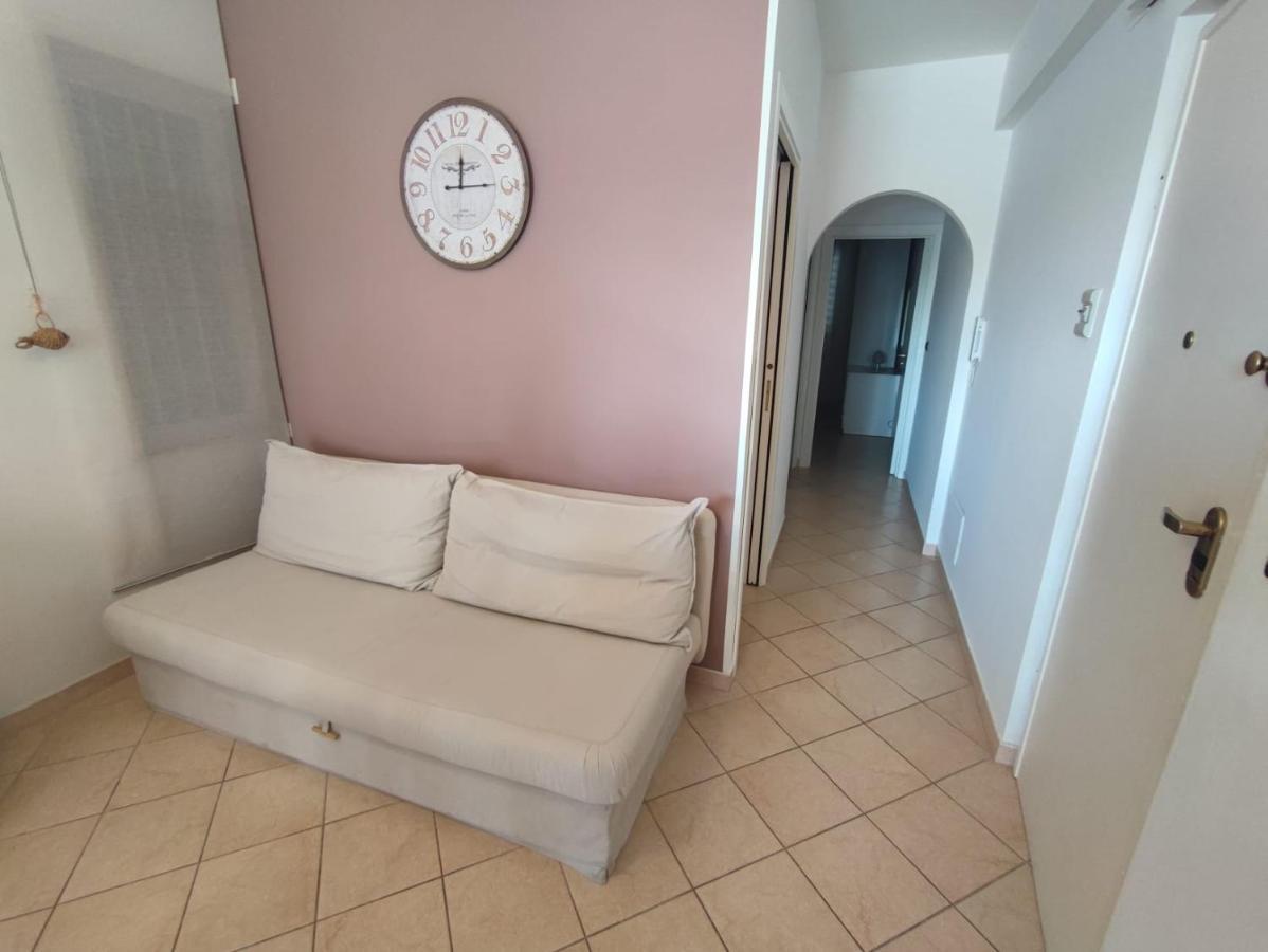 Sea Garden, Fronte Mare Con Piscina Apartment Mascali Ngoại thất bức ảnh